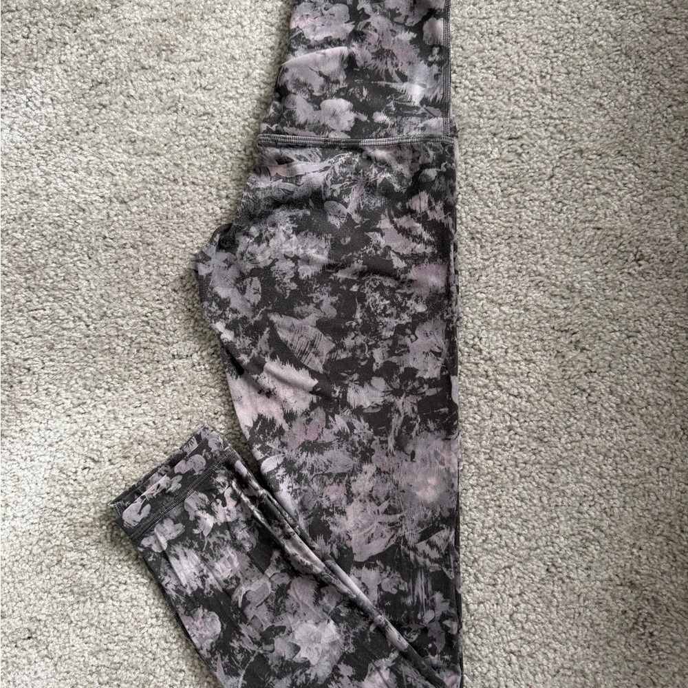 lululemon athletica Align Pants Black and Light Pink Abstract Print Leggings